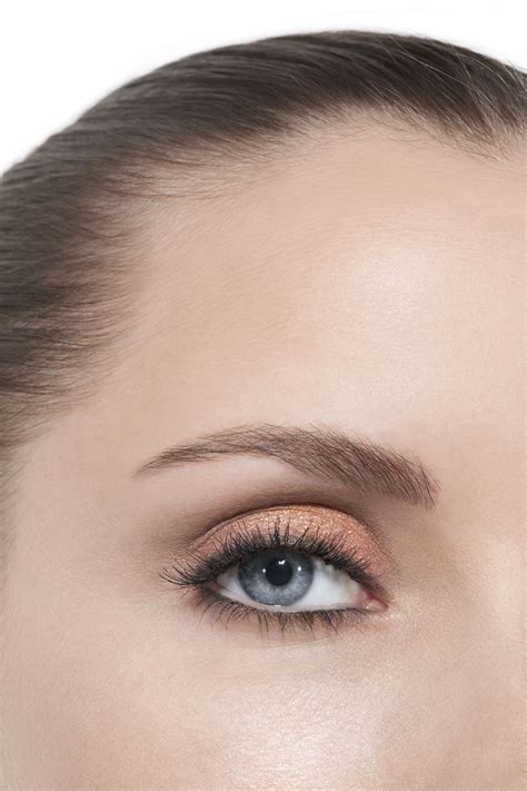 chanel les beige makeup|Chanel Les Beiges warm eyeshadow.